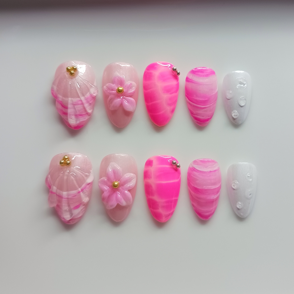 Pink and White 3D Floral Nail Set